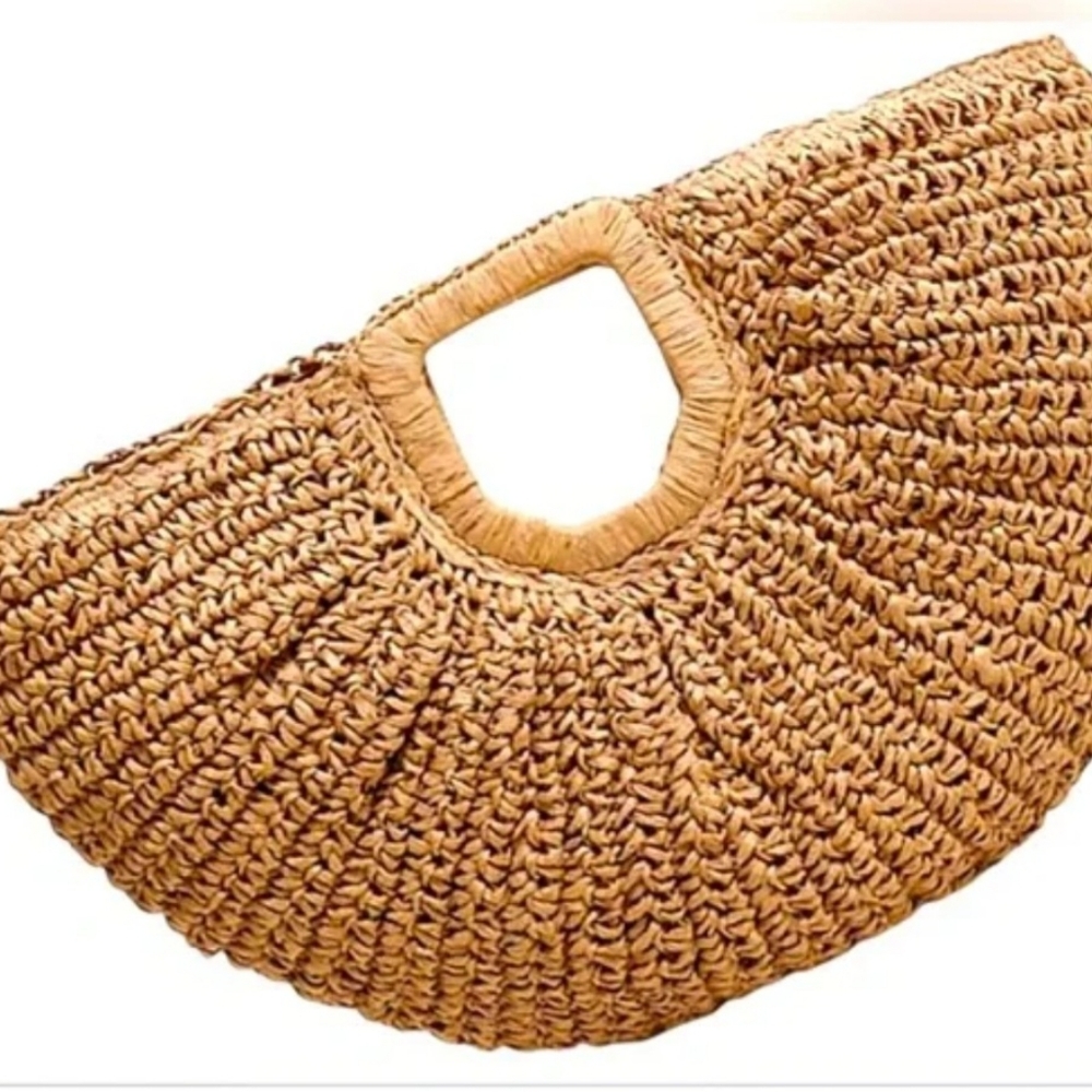 New Ramla | Half Moon Clutch | Woven Crochet Raffia Beach